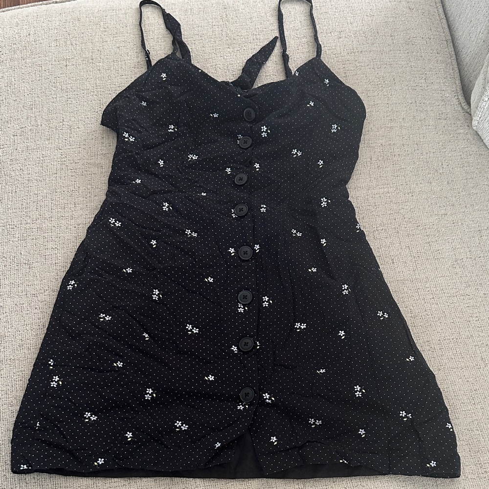 Forever 21 Black Floral Button-Up Dress
